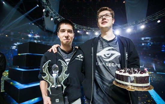 【战报】2025LPL春季赛JDG 2-0 OMG，JDG六连胜完美收官