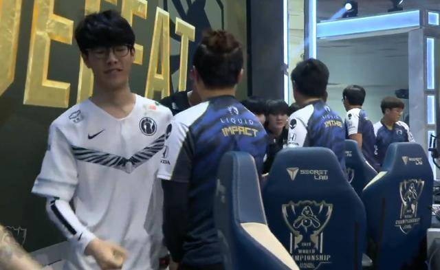 【前瞻】2025LPL春季赛 1月28日 LGD vs BLG