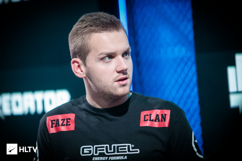 BLG官方分享：收拾行李中！准备出发