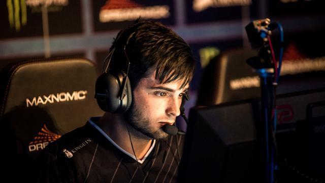 坐庄心理学：当整桌玩家都压重注时，庄家如何保持冷静？（庄家心法：满桌重注来袭，如何冷静应对？）